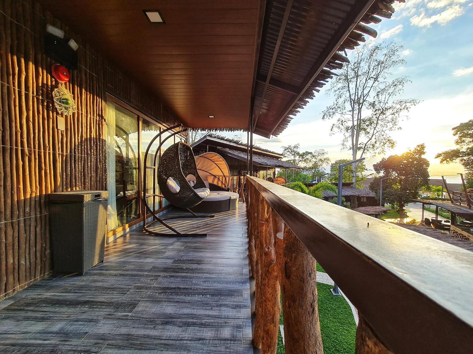 Crusoe Cabins Costa Azalea Samal Exterior foto